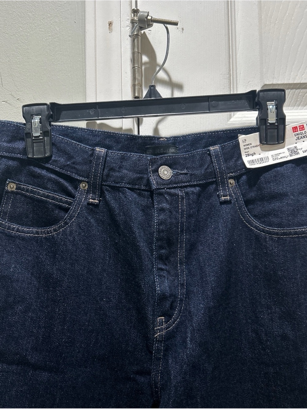 Uniqlo Women’s High Rise Wide Leg Straight Jeans Size 28 NWT - Picture 2 of 9